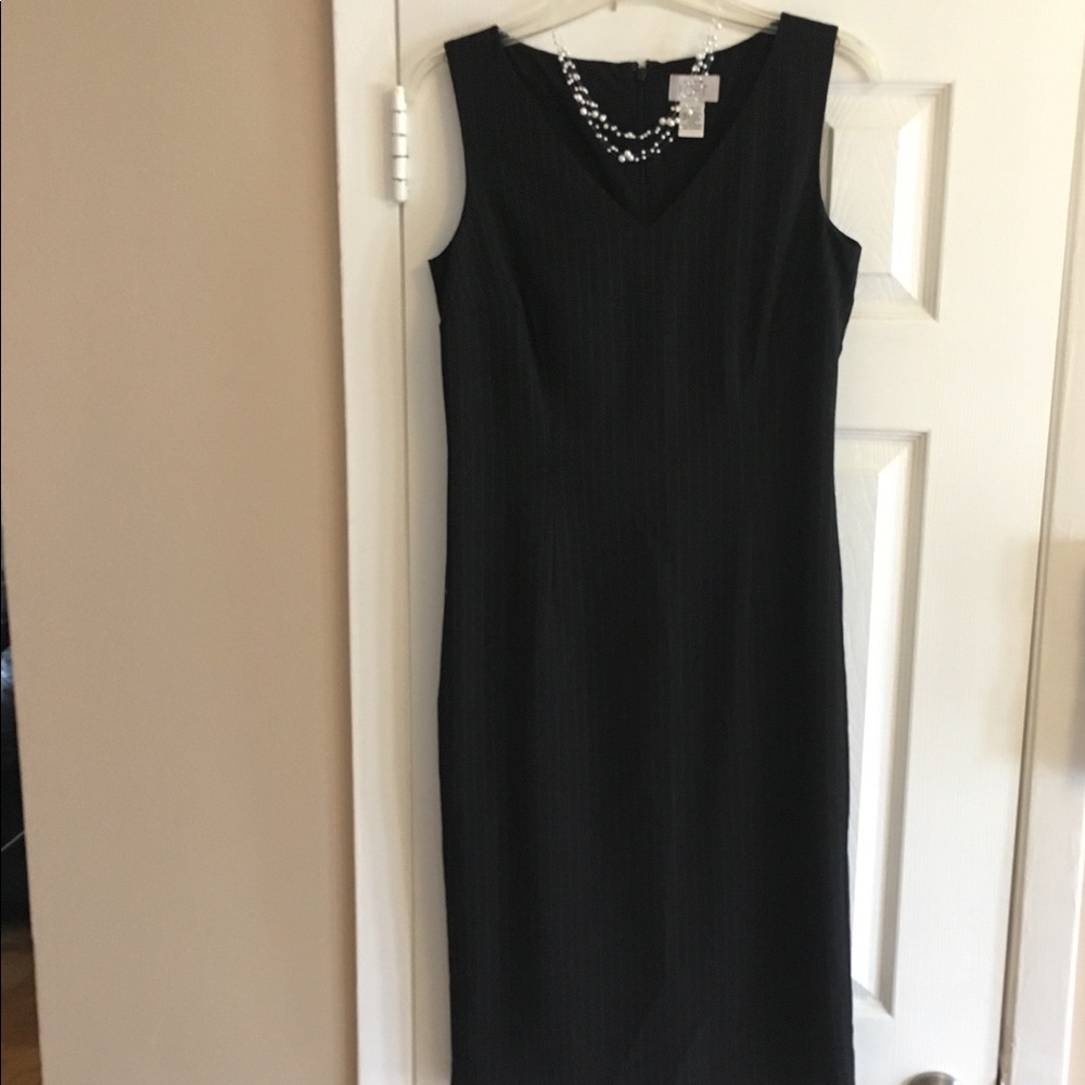 Ann Taylor LOFT pinstripe vneck sheath dress sz 6